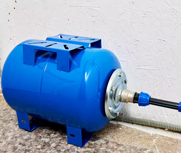 Expert Plumber for Well Pressure Tank Replacement in Delray Beach, FL: Schedule Affordable Tank Replacement Services with Us