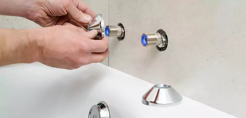 Bathtub Faucet Diverter Replacement in Delray Beach